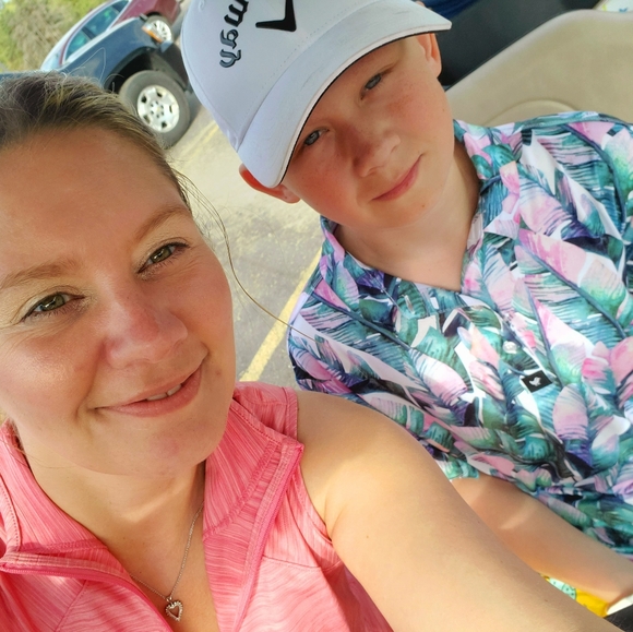 Meet your Posher, Alisha - Picture 2 of 3